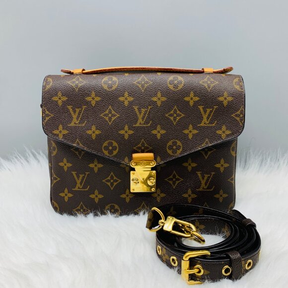 LOUIS VUITTON bag - Picture 1 of 6